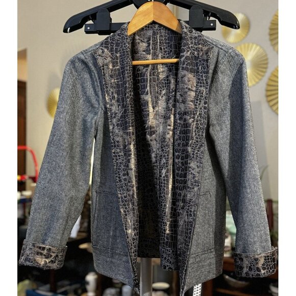 Chico's Womens Sz 1 Convertible Animal Print‎ And Gray Full Zip Up Jacket - Picture 7 of 7